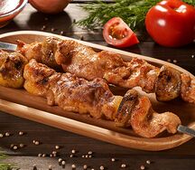 Шаш-кебаб из курицы с картофелем черри