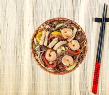 Соба с морепродуктами