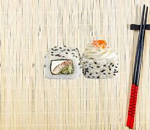 Фиш ролл с угрем