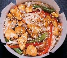 Курица с лапшой на выбор (полпорции)