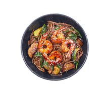 Соба с цукини, баклажанами и шпинатом