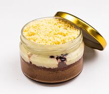 Мусс вишня-фисташка