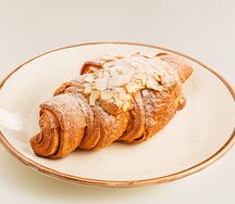 Миндальный круассан