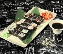 Мини ролл с огурцом