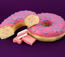 Пончик БаблгамДон с начинкой Бабл гам