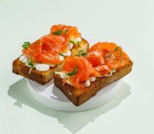 Бриошь с лососем