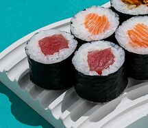 Ролл с тунцом