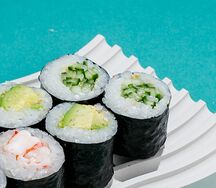 Ролл с огурцом