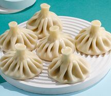 Хинкали со свининой и говядиной