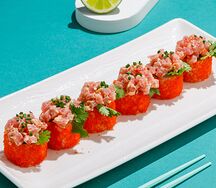 Острый ролл с тунцом и с лососем