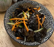 Салат из древесных грибов