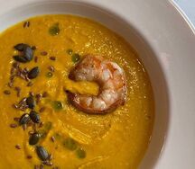 Тыквенный крем-суп с креветкой 