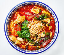 Рамен Шаньси с помидором и яйцом