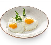 Глазунья из двух яиц