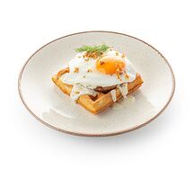 Картофельная вафля с котлетой