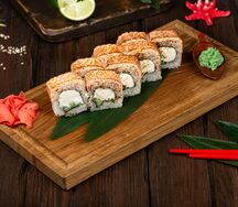 Ролл Филадельфия на открытом огне