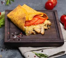 Тортилья с курицей и овощами