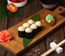 Ролл Спайси с угрем