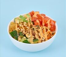 Поке Очень острый лосось Большой