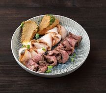 Мясные деликатесы