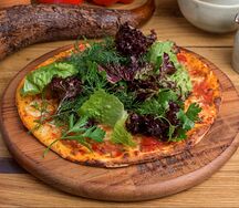 Ламаджо с зеленью