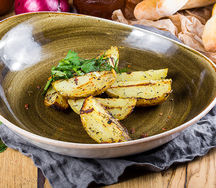 Картофель печеный на углях