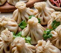 Хинкали с бараниной и говядиной