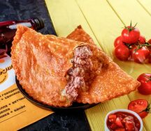 Чебурек с говядиной и свининой