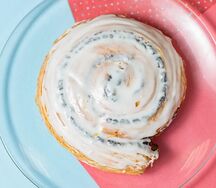 Слойка с маком