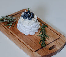 Павлова с голубикой