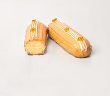 Эклер сливочный Персик-маракуйя