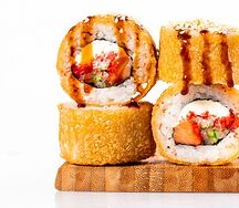 Калифорния с лососем хот