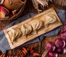 Хинкали с грибами, картофелем и луком