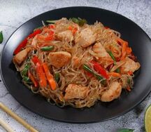 Лапша Рисовая (фунчоза)  с курицей