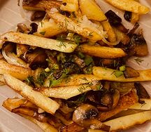 Картофель жареный с грибами