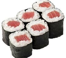 Ролл с тунцом