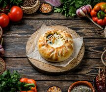 Пирог с курицей и овощами