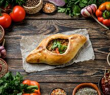 Пирог с говядиной и овощами