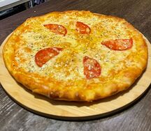 Пицца сыром