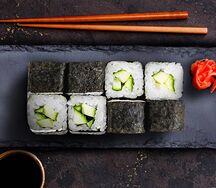 Ролл огурчик