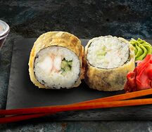 Ролл Темпурный с тигровыми креветками