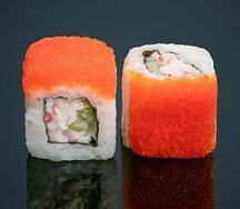 Ролл Масаго с японским соусом