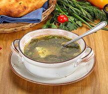 Щавелевый суп с куриным яйцом