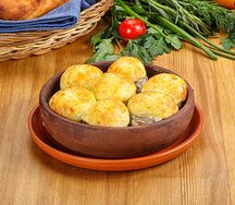 Шапочки шампиньонов на кеце