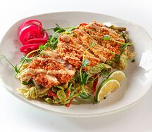 Острый салат с курицей