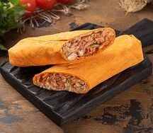 Шаурма из курицы в сырном лаваше (халяль)