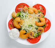 Салат Цезарь с креветками 