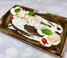 Равиоли с муссом из семги
