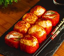 Запечённый ролл с креветкой
