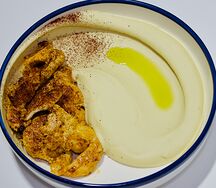 Хумус с курицей